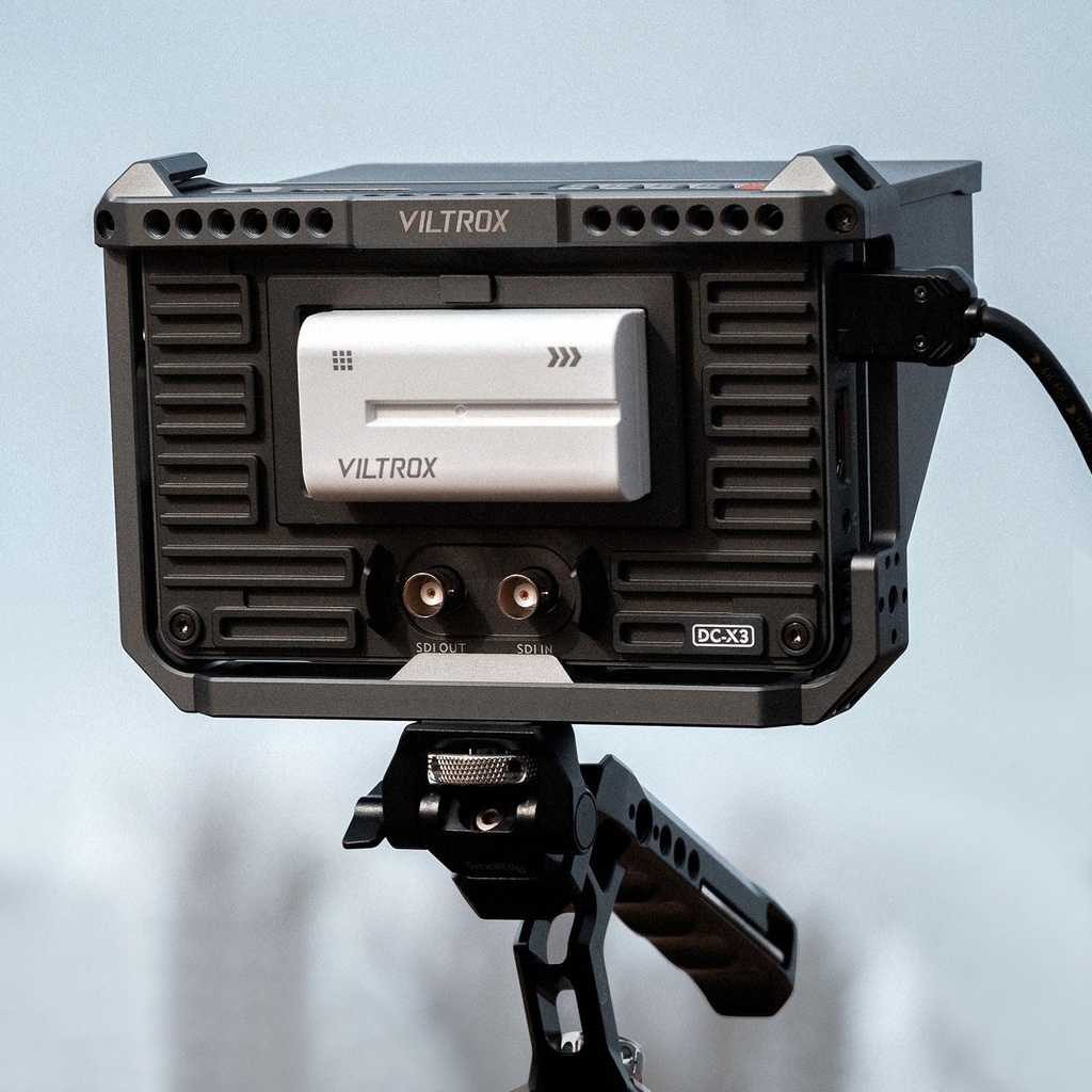 Moniteur 4k Viltrox DC-X3 SDI HDMI kit avec cage